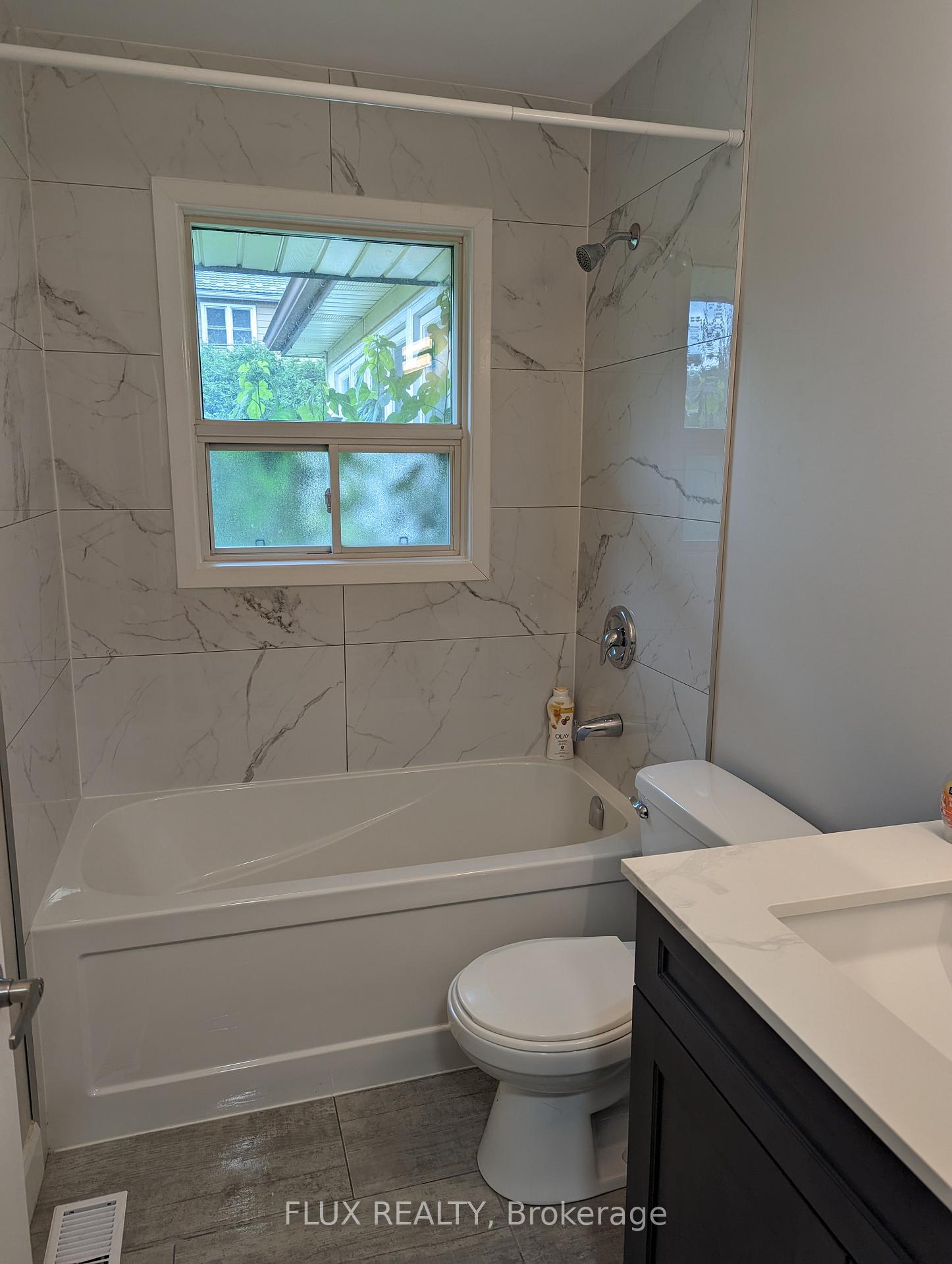 Photo 7 of 90 Clive Road, Kitchener — HOMEH