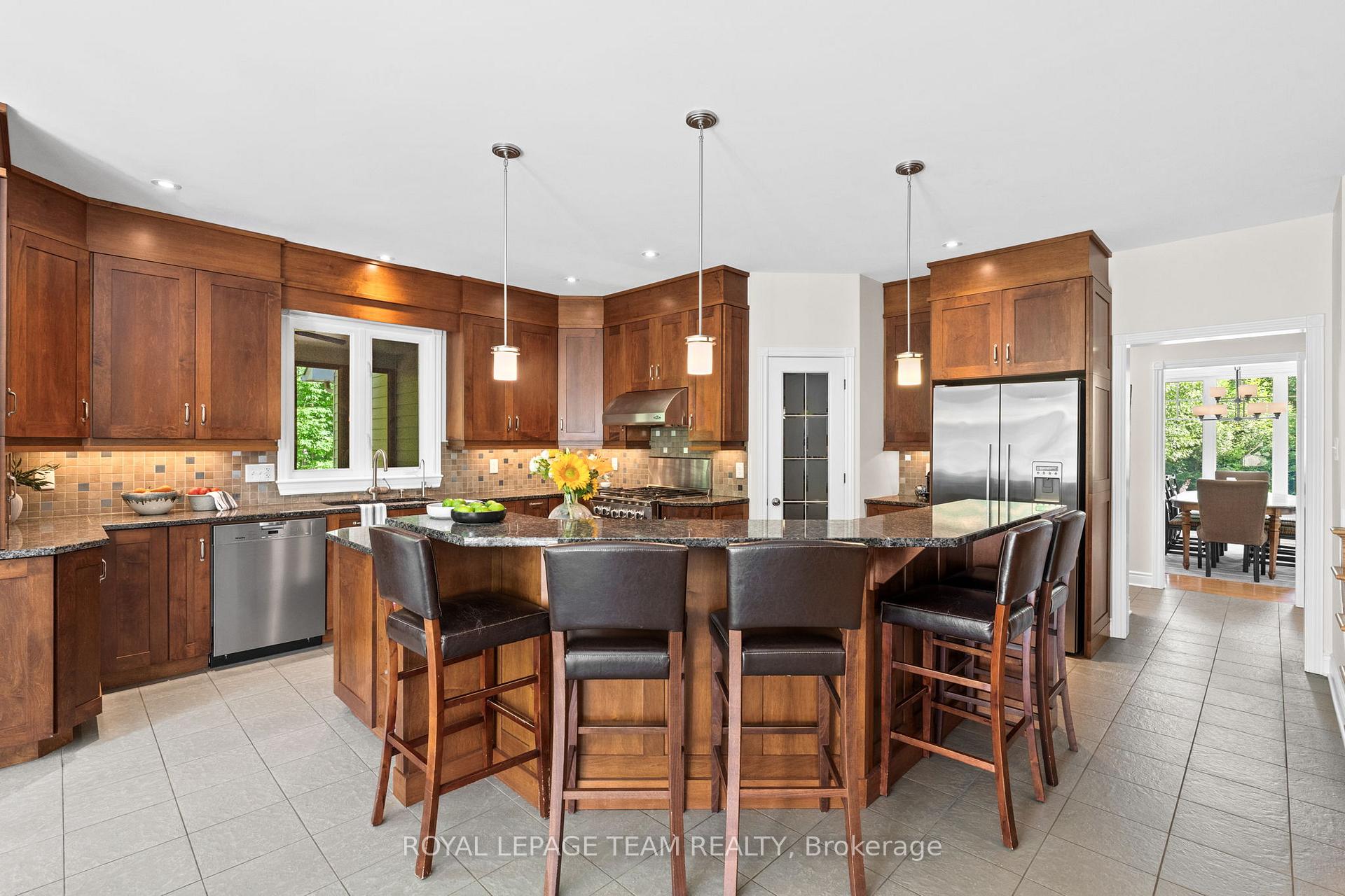 Photo 14 of 387 Ridgeside Farm Drive, Ottawa, Kanata - Kanata (North West) — HOMEH