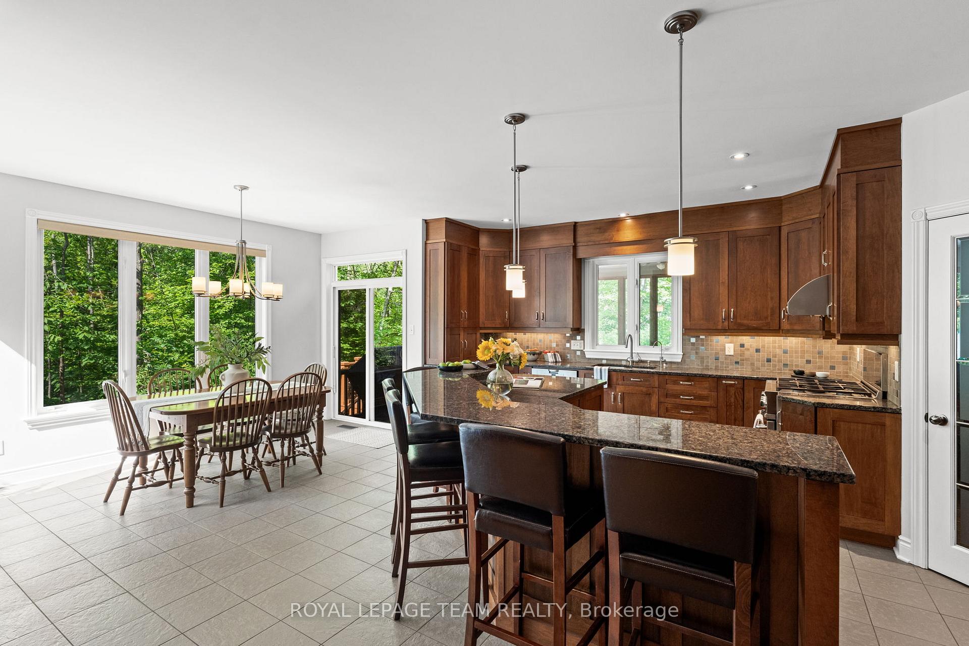 Photo 20 of 387 Ridgeside Farm Drive, Ottawa, Kanata - Kanata (North West) — HOMEH