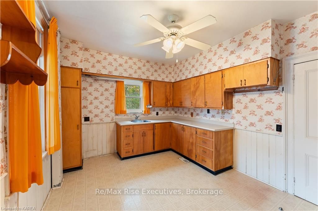 Photo 10 of 2173 Unity Road, Kingston, City North of 401 — HOMEH