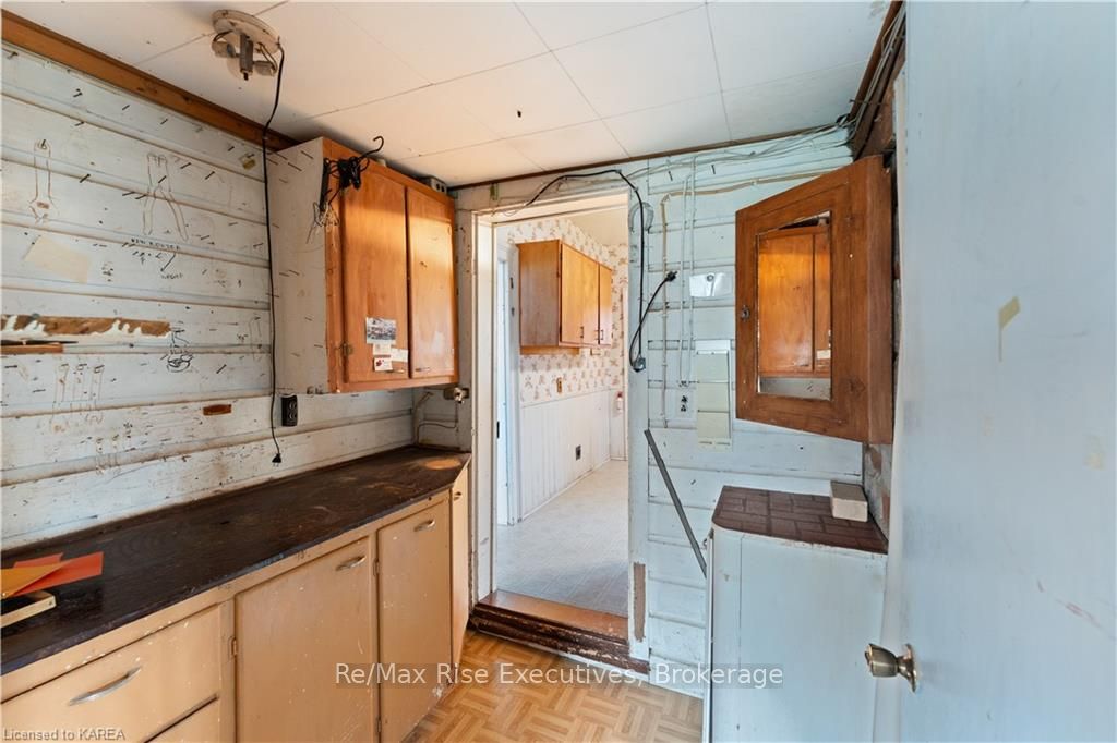 Photo 12 of 2173 Unity Road, Kingston, City North of 401 — HOMEH