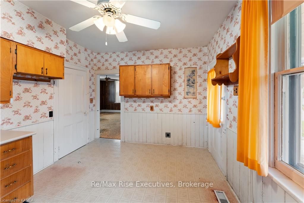 Photo 11 of 2173 Unity Road, Kingston, City North of 401 — HOMEH