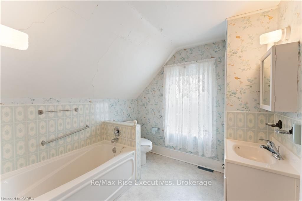 Photo 17 of 2173 Unity Road, Kingston, City North of 401 — HOMEH