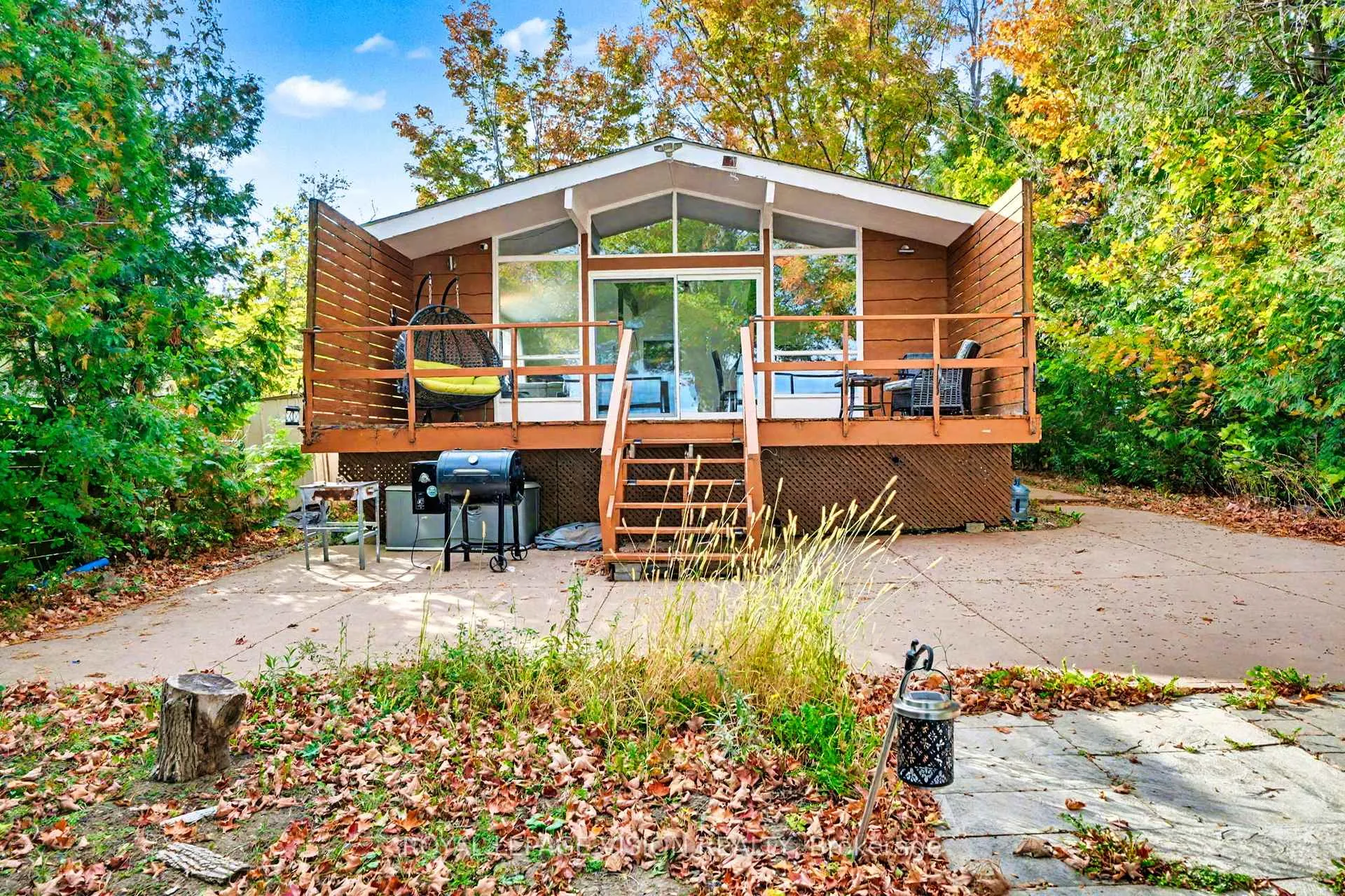 Front of 3595 Glenhaven Beach Road