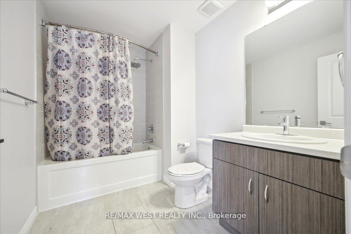 Photo 7 of Unit UNIT #65, 30 Times Square Boulevard, Hamilton, Stoney Creek Mountain — HOMEH