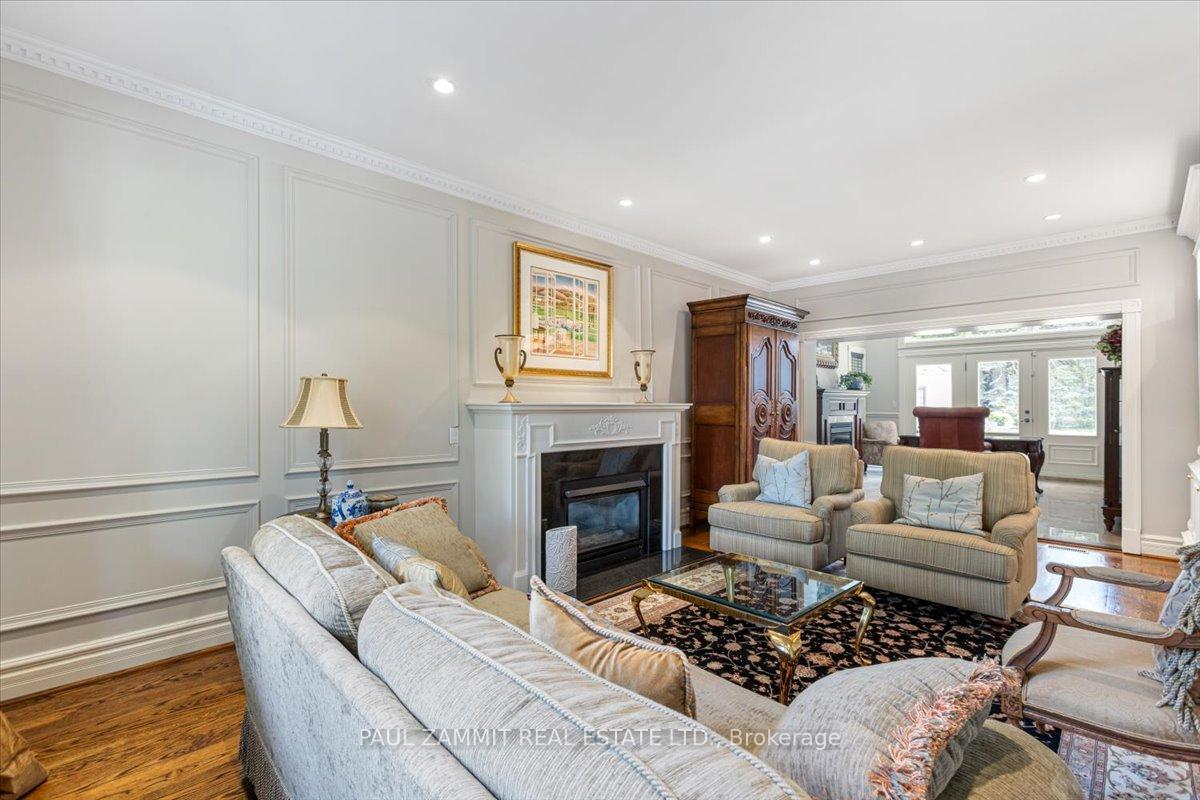 Photo 5 of 28 Thornlea Road, Markham, Thornhill — HOMEH