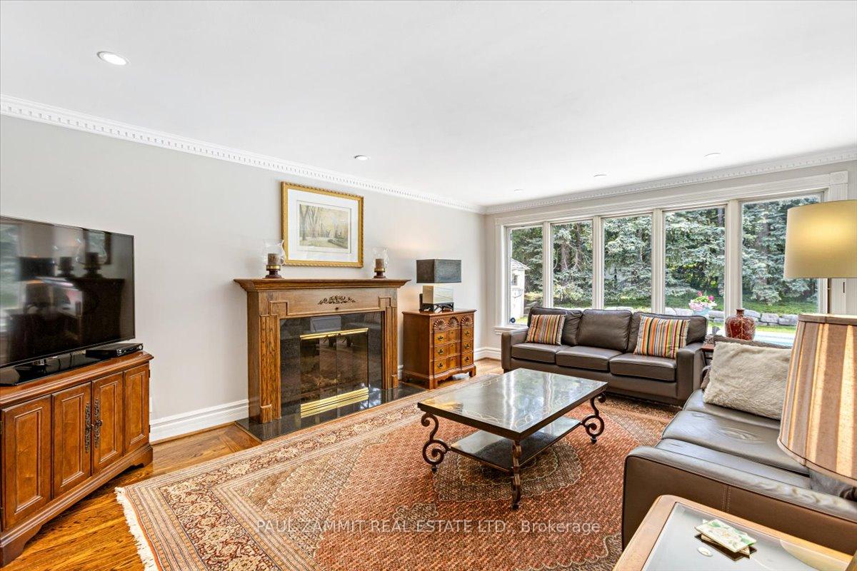 Photo 9 of 28 Thornlea Road, Markham, Thornhill — HOMEH