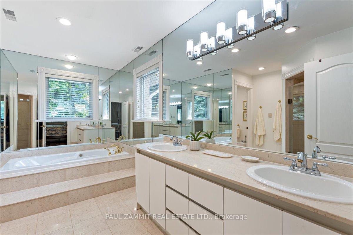Photo 23 of 28 Thornlea Road, Markham, Thornhill — HOMEH