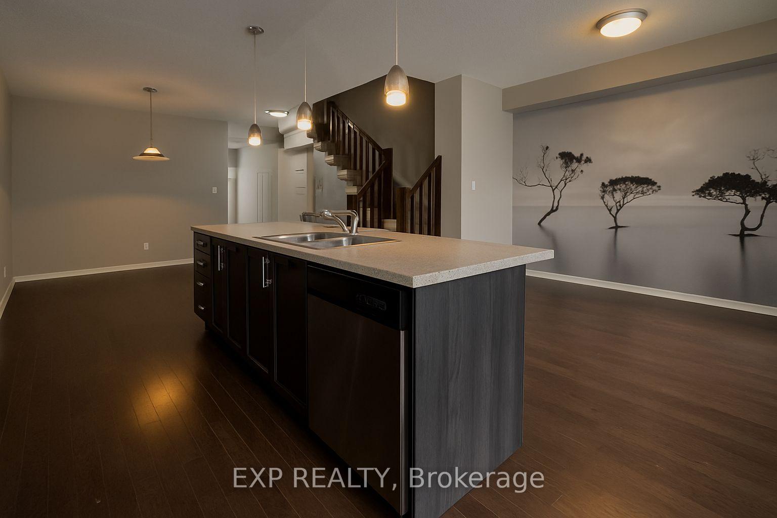 Photo 6 of 335 Nonius Street, Ottawa, Kanata - Emerald Meadows/Trailwest — HOMEH