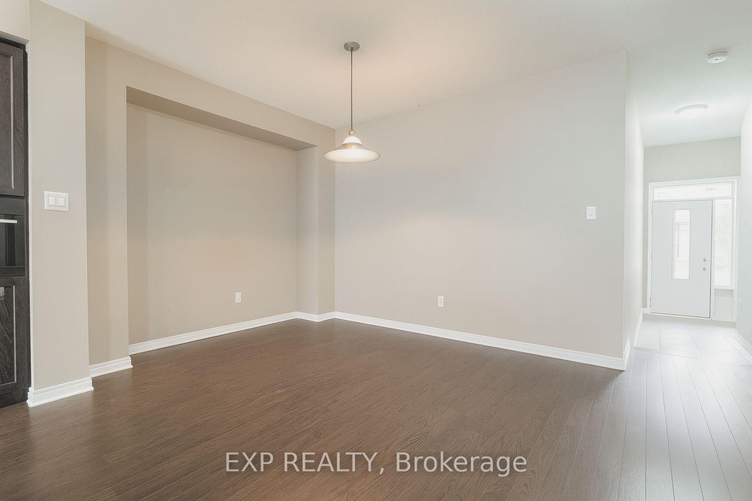 Photo 9 of 335 Nonius Street, Ottawa, Kanata - Emerald Meadows/Trailwest — HOMEH