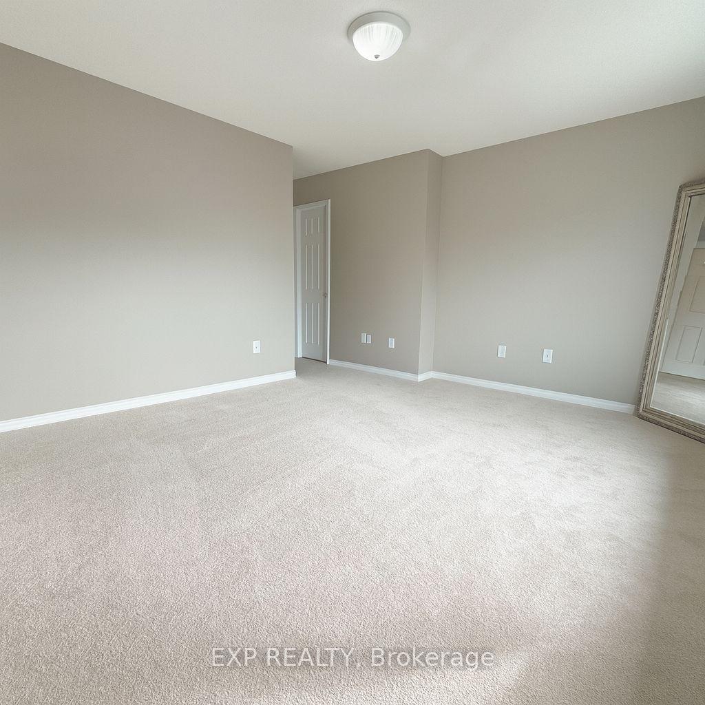 Photo 13 of 335 Nonius Street, Ottawa, Kanata - Emerald Meadows/Trailwest — HOMEH