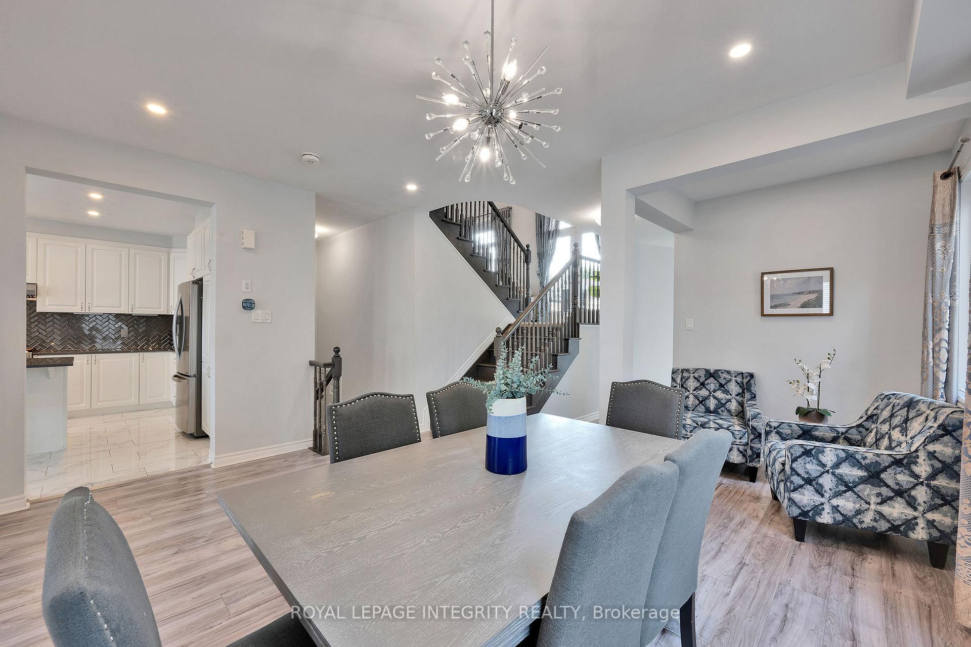 Photo 12 of 68 Baldcypress Way, Ottawa, Kanata - Emerald Meadows/Trailwest — HOMEH