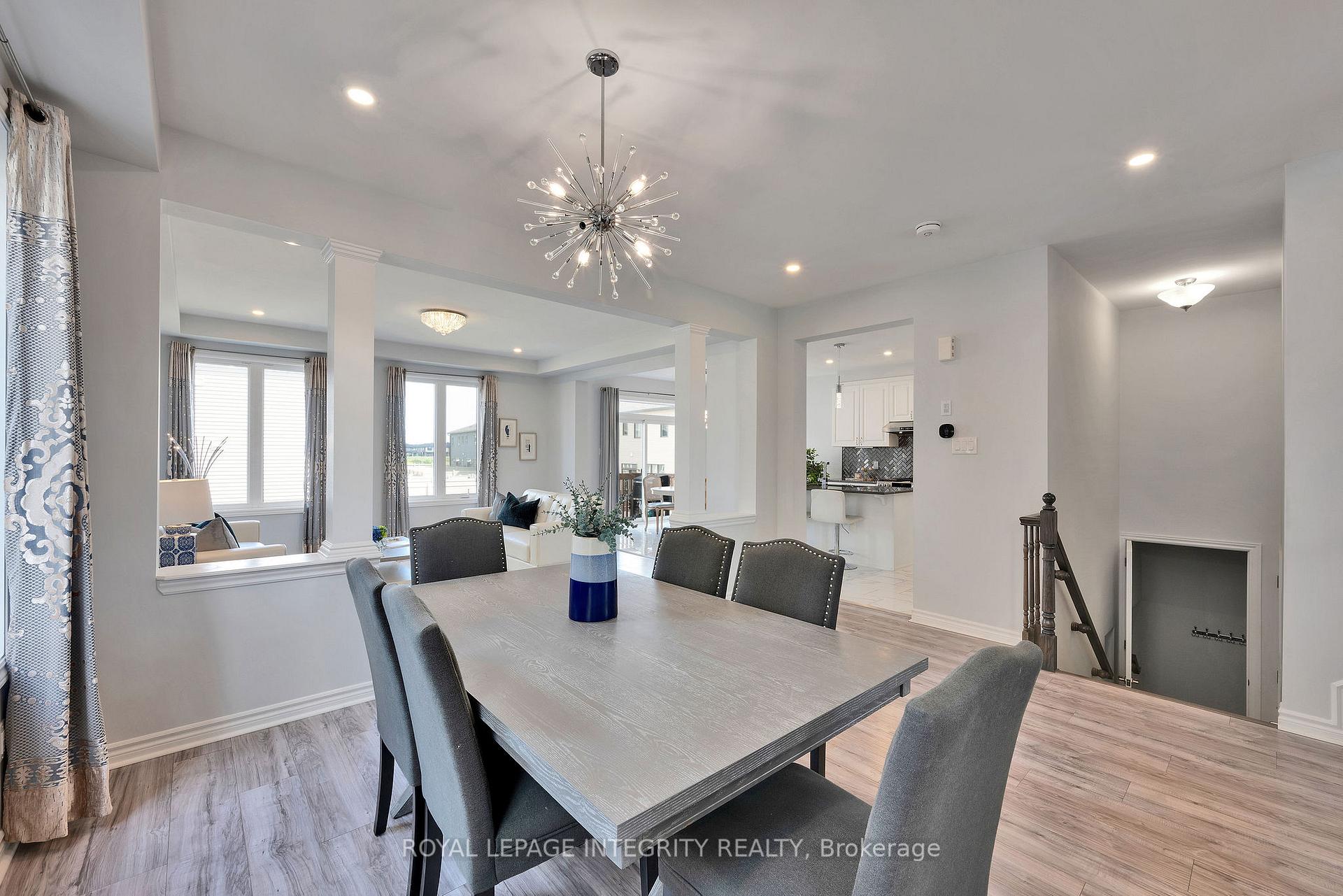 Photo 13 of 68 Baldcypress Way, Ottawa, Kanata - Emerald Meadows/Trailwest — HOMEH
