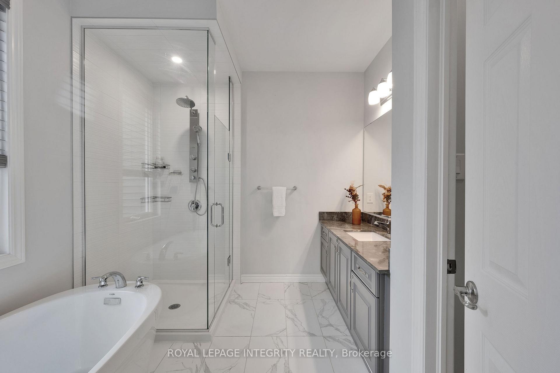 Photo 25 of 68 Baldcypress Way, Ottawa, Kanata - Emerald Meadows/Trailwest — HOMEH