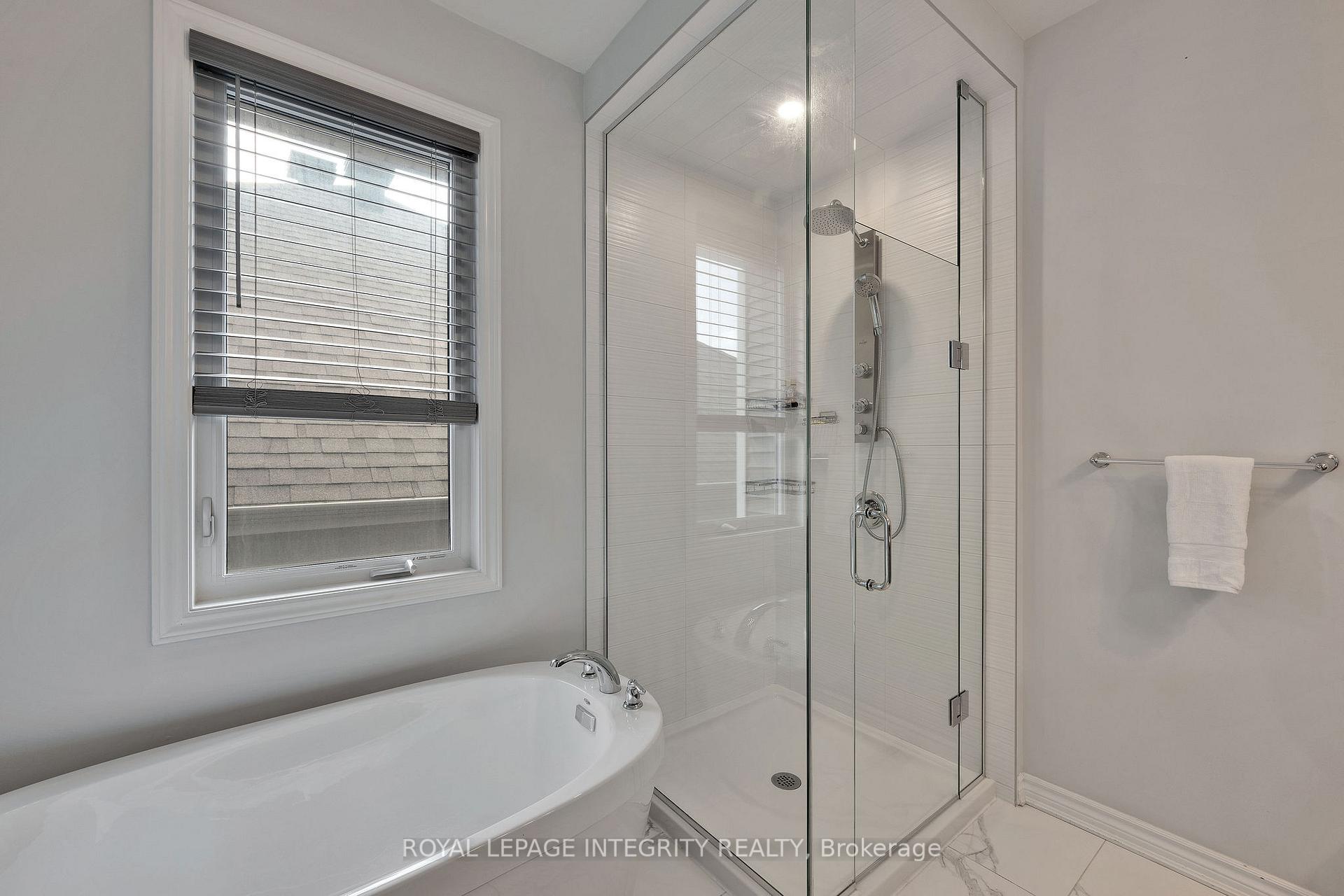 Photo 26 of 68 Baldcypress Way, Ottawa, Kanata - Emerald Meadows/Trailwest — HOMEH