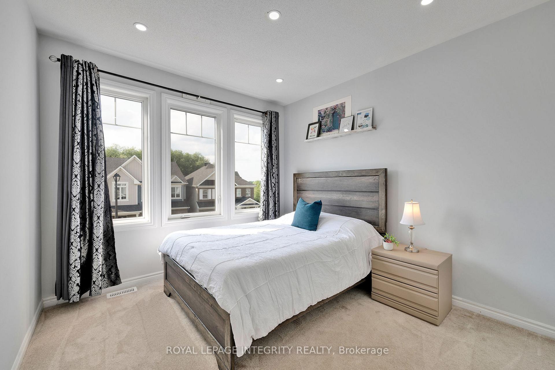 Photo 27 of 68 Baldcypress Way, Ottawa, Kanata - Emerald Meadows/Trailwest — HOMEH