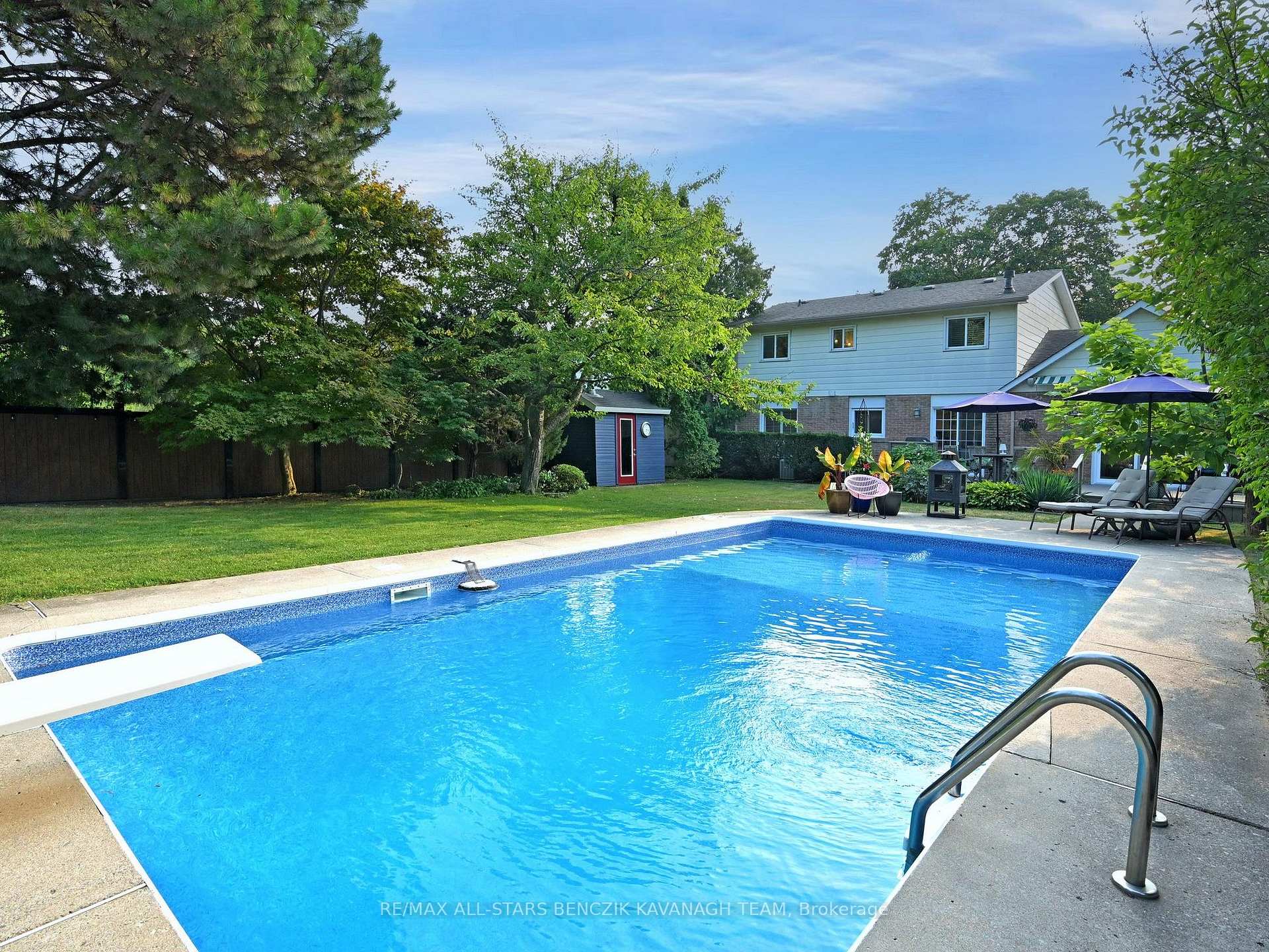 Photo 24 of 93 Sir Lancelot Drive, Markham, Markham Village — HOMEH