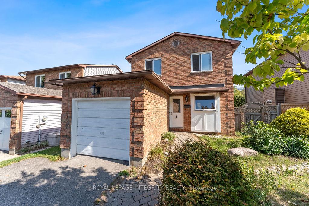 Photo 3 of 19 Hewitt Way, Ottawa, Kanata - Katimavik — HOMEH