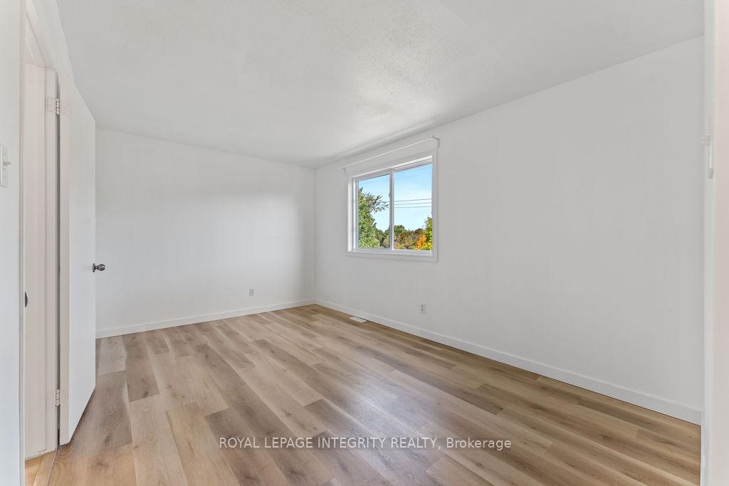 Photo 20 of 19 Hewitt Way, Ottawa, Kanata - Katimavik — HOMEH