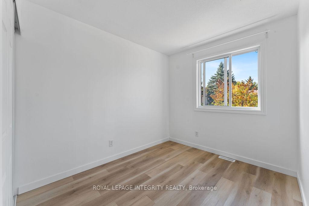 Photo 28 of 19 Hewitt Way, Ottawa, Kanata - Katimavik — HOMEH