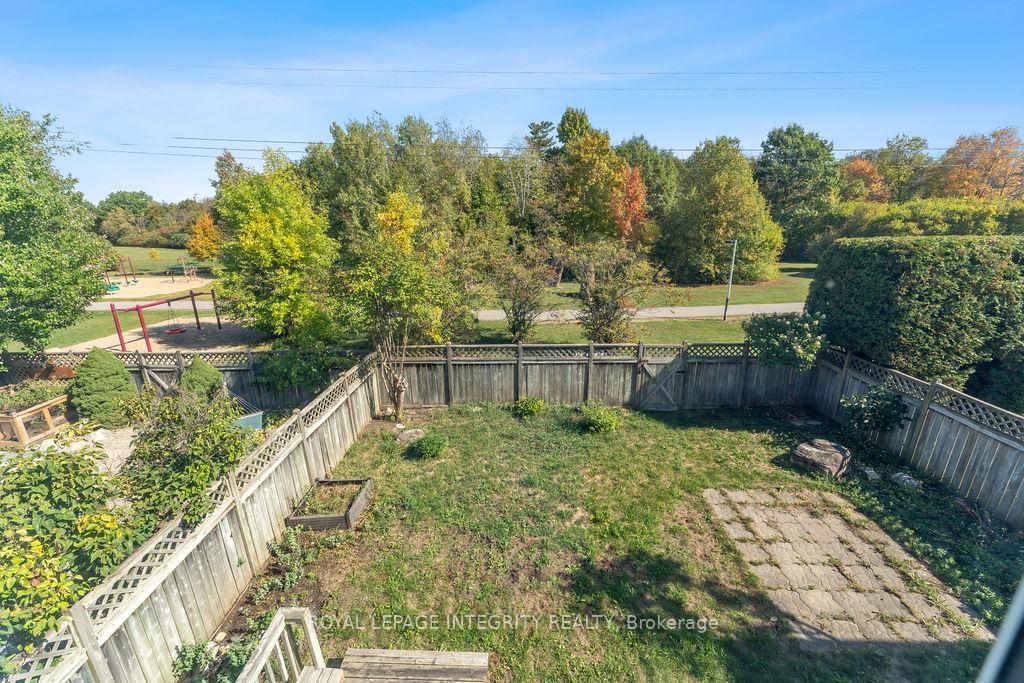 Photo 34 of 19 Hewitt Way, Ottawa, Kanata - Katimavik — HOMEH