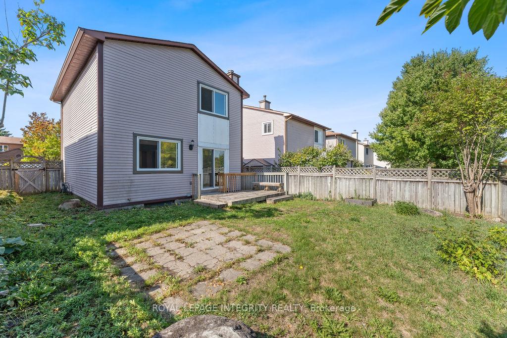 Photo 36 of 19 Hewitt Way, Ottawa, Kanata - Katimavik — HOMEH