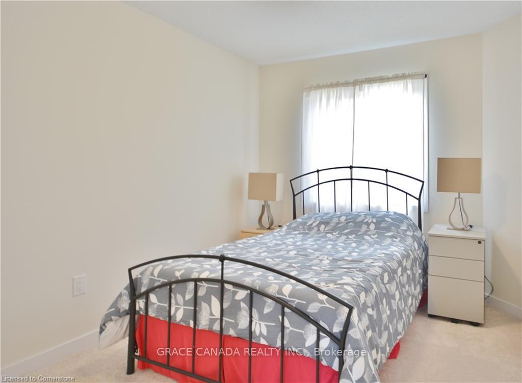 Photo 12 of 112 Bradshaw Drive, Hamilton, Stoney Creek — HOMEH