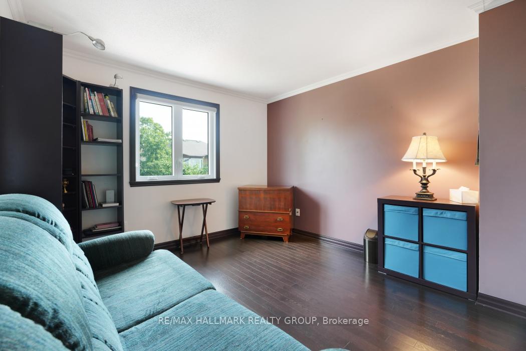 Photo 19 of 92 Waterton Crescent, Ottawa, Kanata - Bridlewood — HOMEH