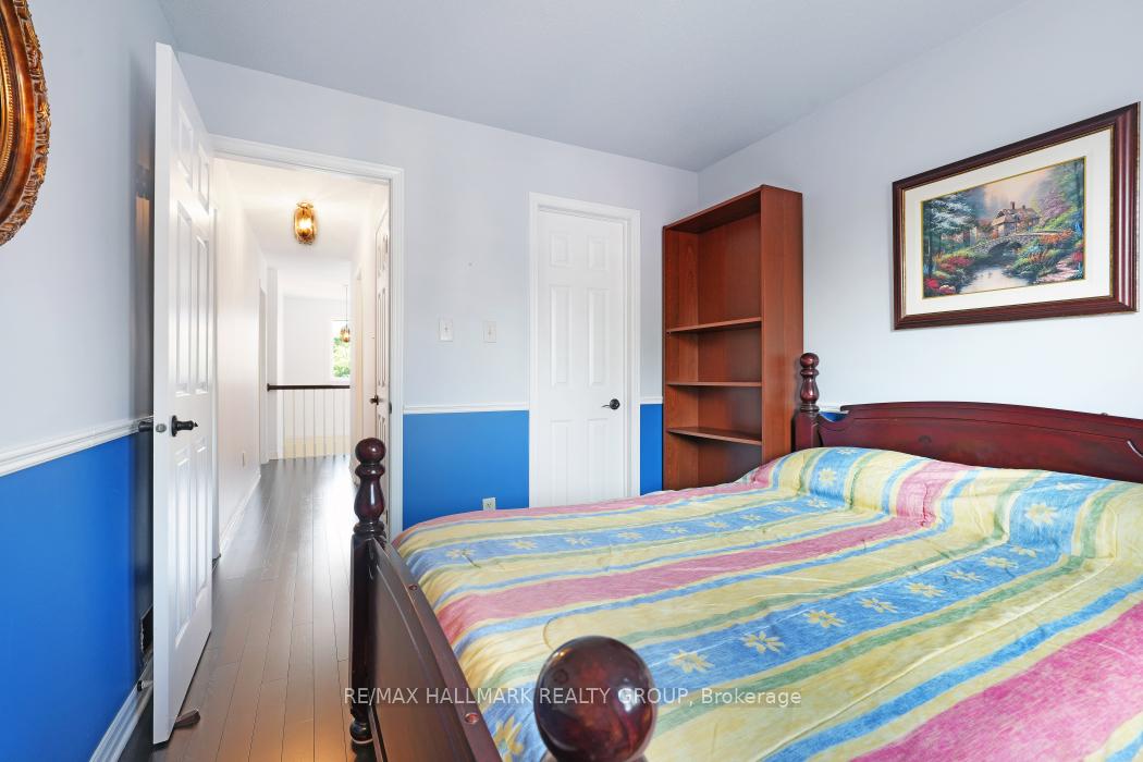 Photo 22 of 92 Waterton Crescent, Ottawa, Kanata - Bridlewood — HOMEH