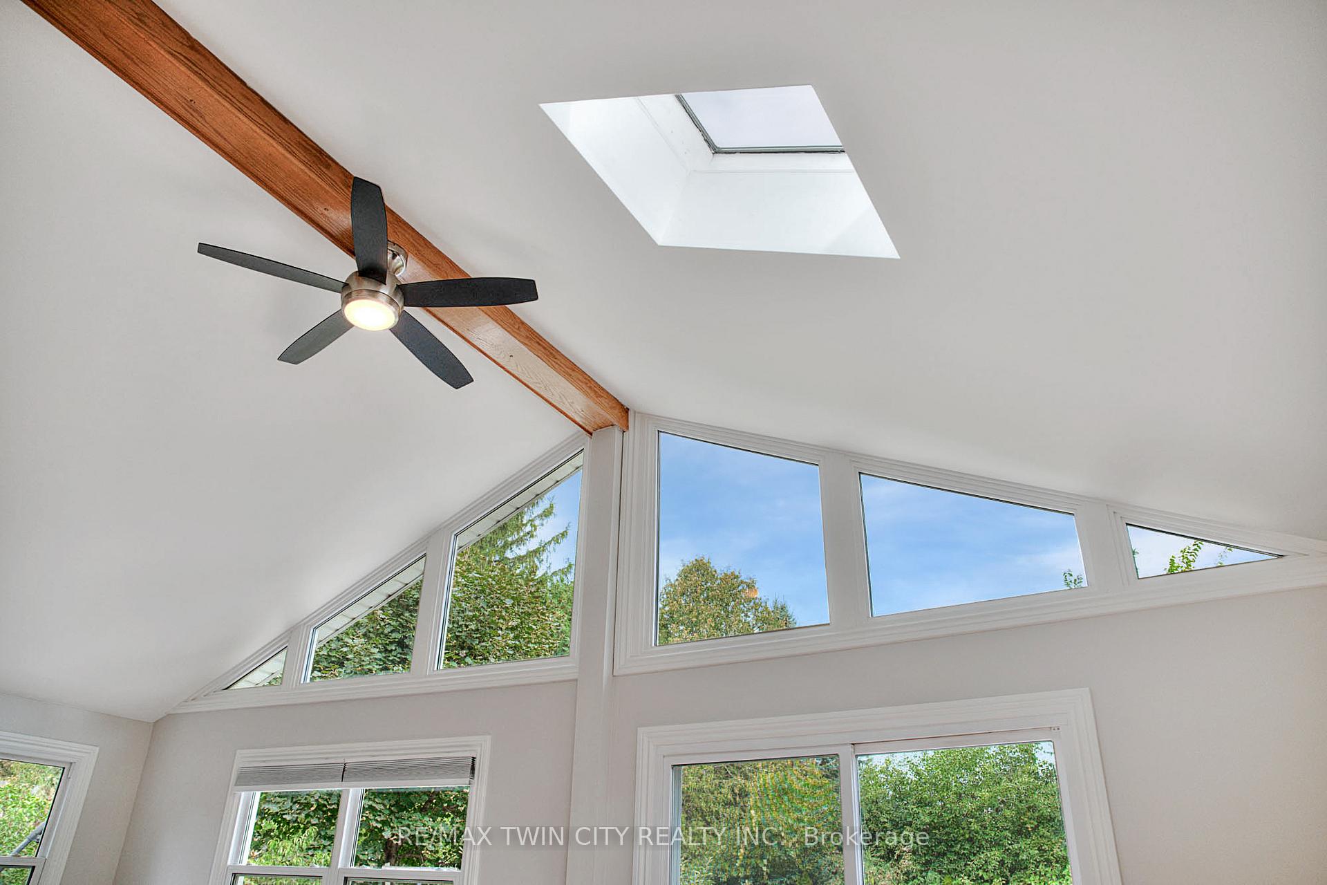 Photo 18 of 124 Fairfield Avenue, Kitchener, Fairfield — HOMEH