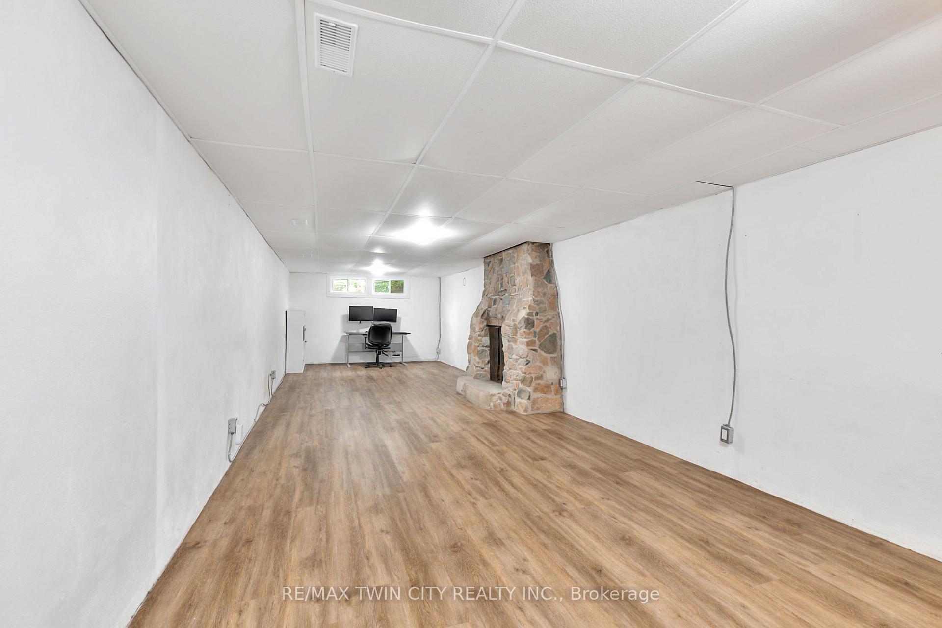 Photo 24 of 124 Fairfield Avenue, Kitchener, Fairfield — HOMEH