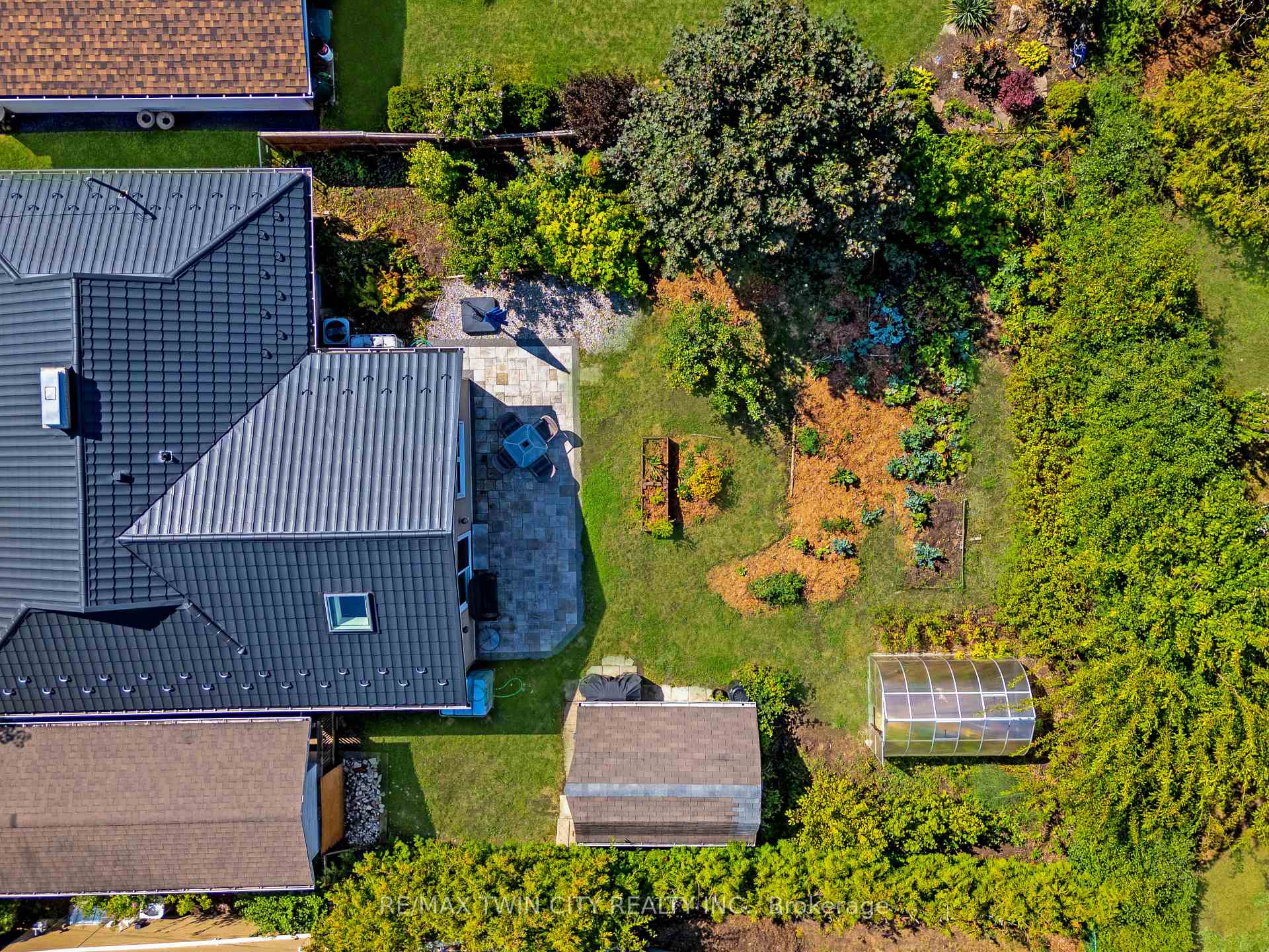 Photo 45 of 124 Fairfield Avenue, Kitchener, Fairfield — HOMEH
