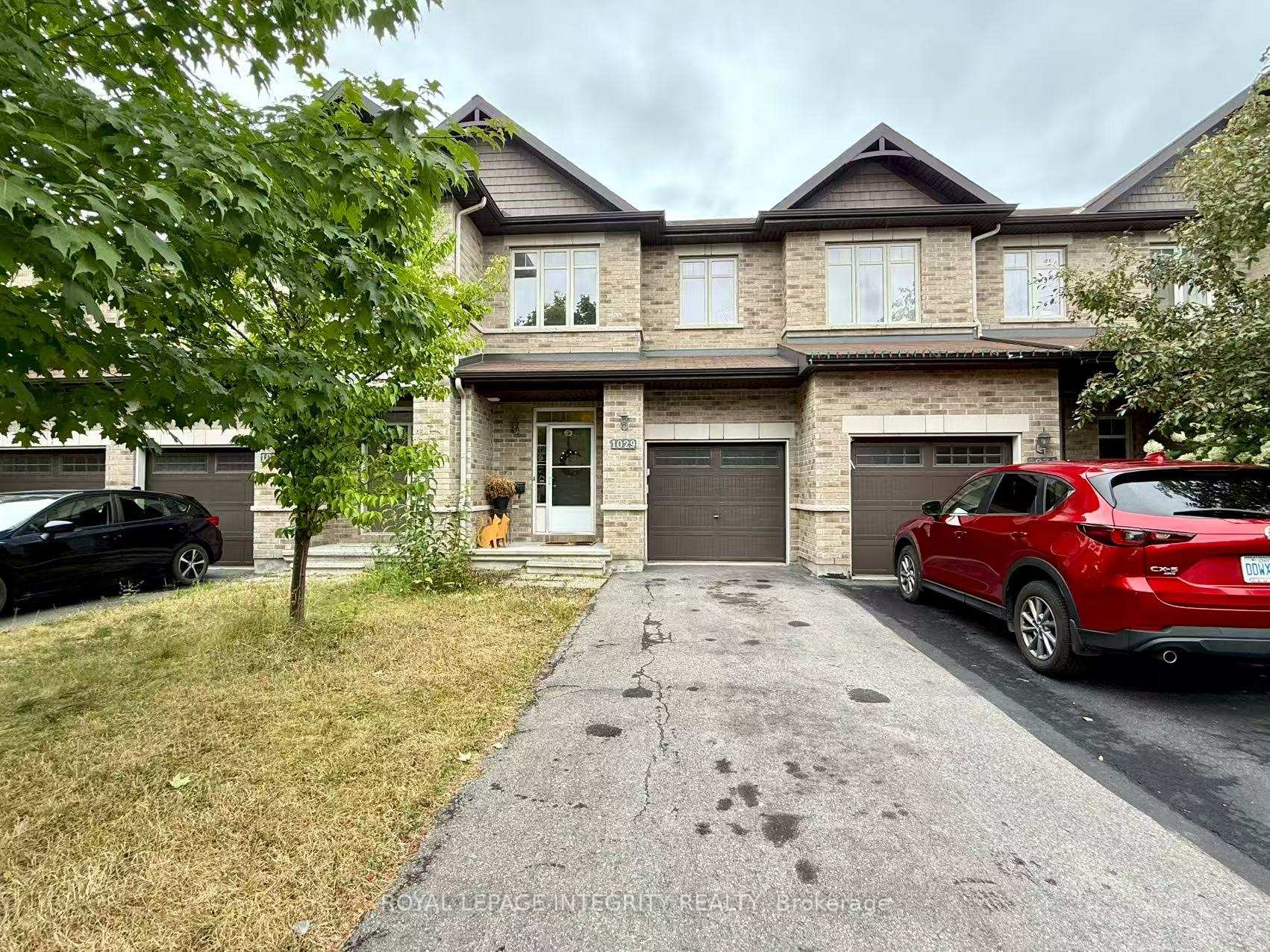 Photo 2 of 1029 Ottenbrite Crescent, Ottawa, Kanata - Kanata Lakes/Heritage Hills — HOMEH