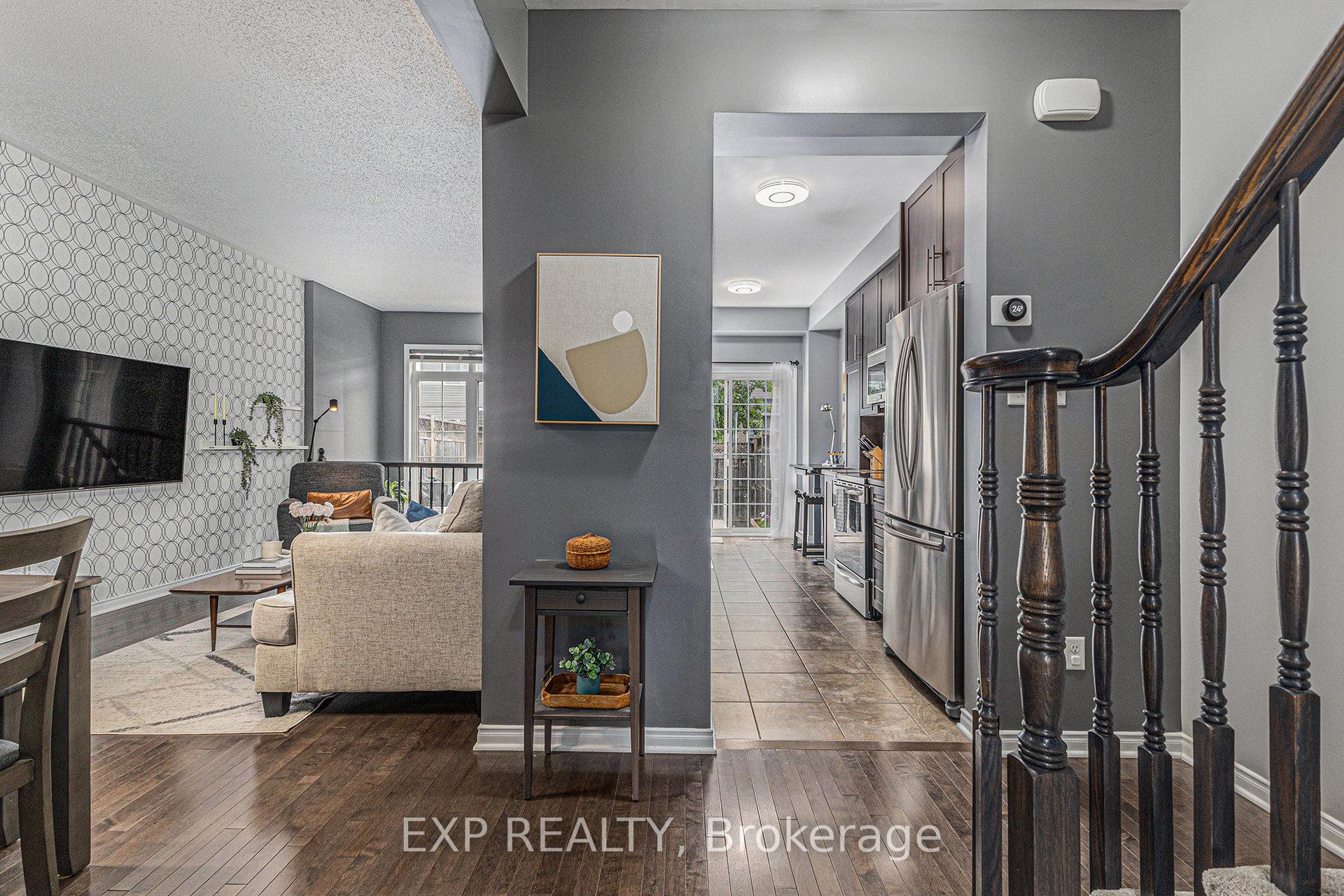 Photo 4 of 841 Tabaret Street, Ottawa, Kanata - Emerald Meadows/Trailwest — HOMEH