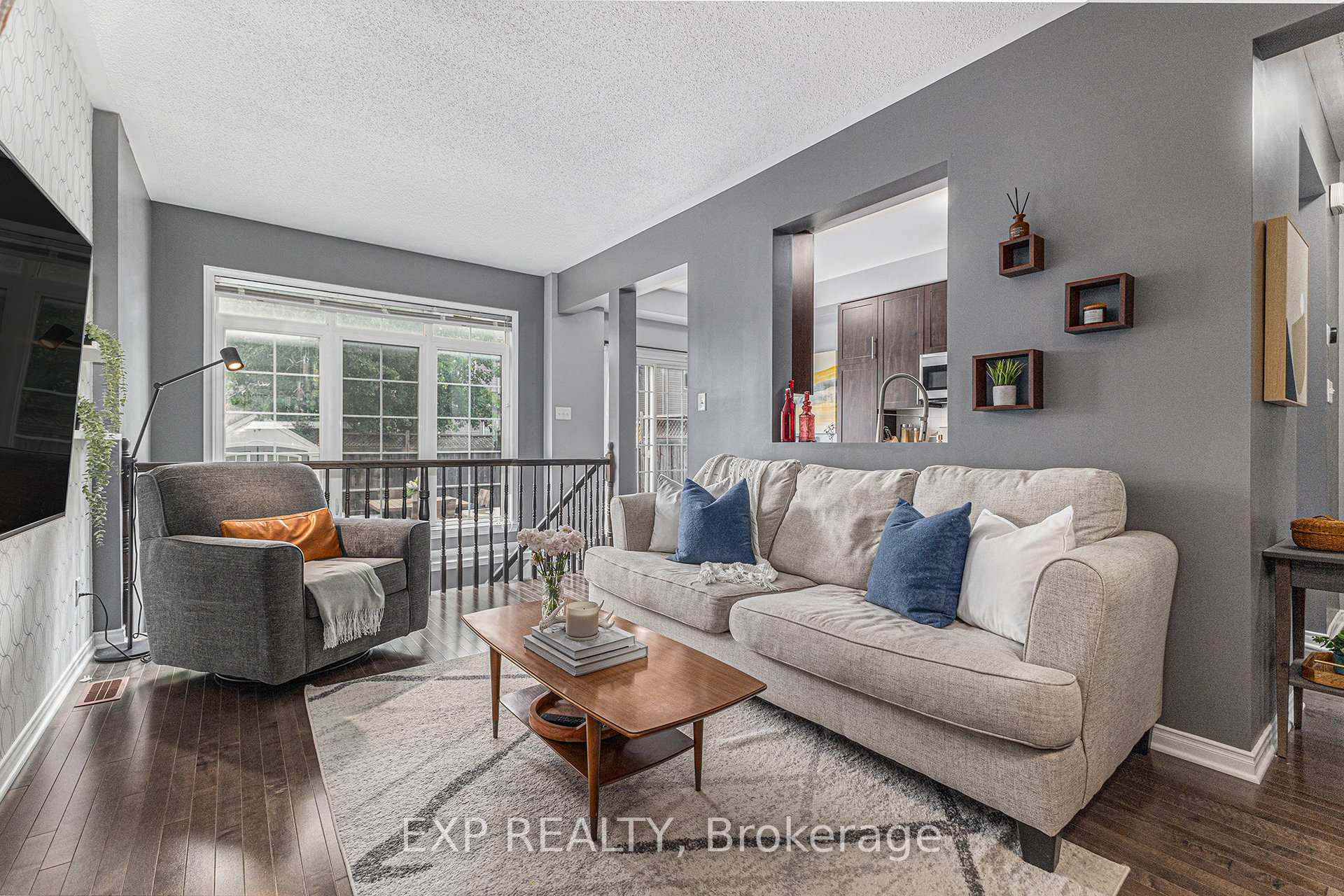 Photo 6 of 841 Tabaret Street, Ottawa, Kanata - Emerald Meadows/Trailwest — HOMEH