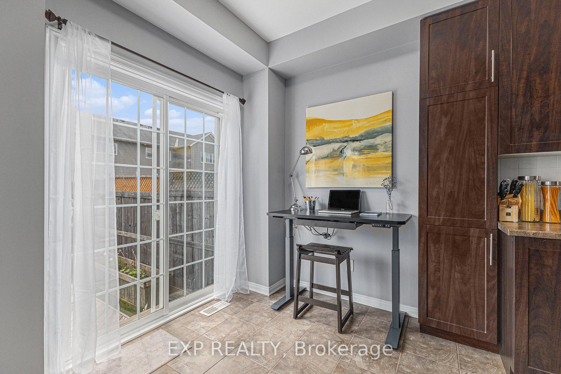 Photo 12 of 841 Tabaret Street, Ottawa, Kanata - Emerald Meadows/Trailwest — HOMEH