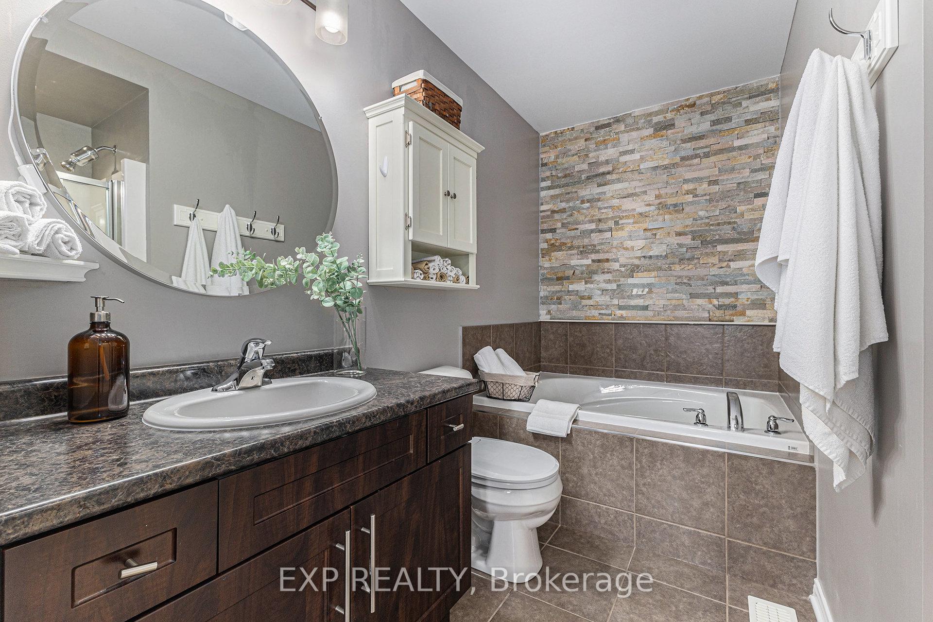 Photo 16 of 841 Tabaret Street, Ottawa, Kanata - Emerald Meadows/Trailwest — HOMEH