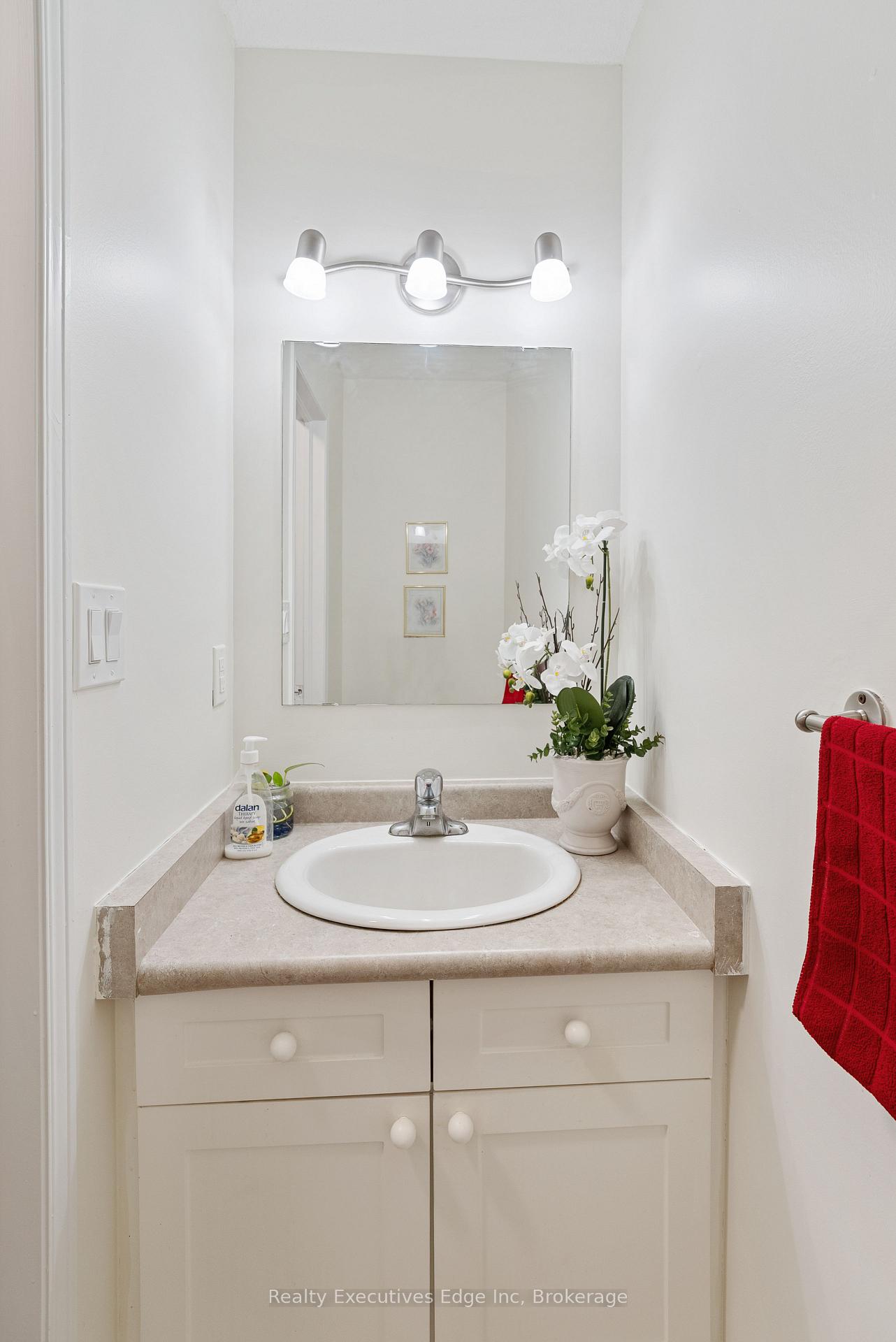 Photo 17 of 74 Joshua Street, Kitchener, Country Hills East — HOMEH