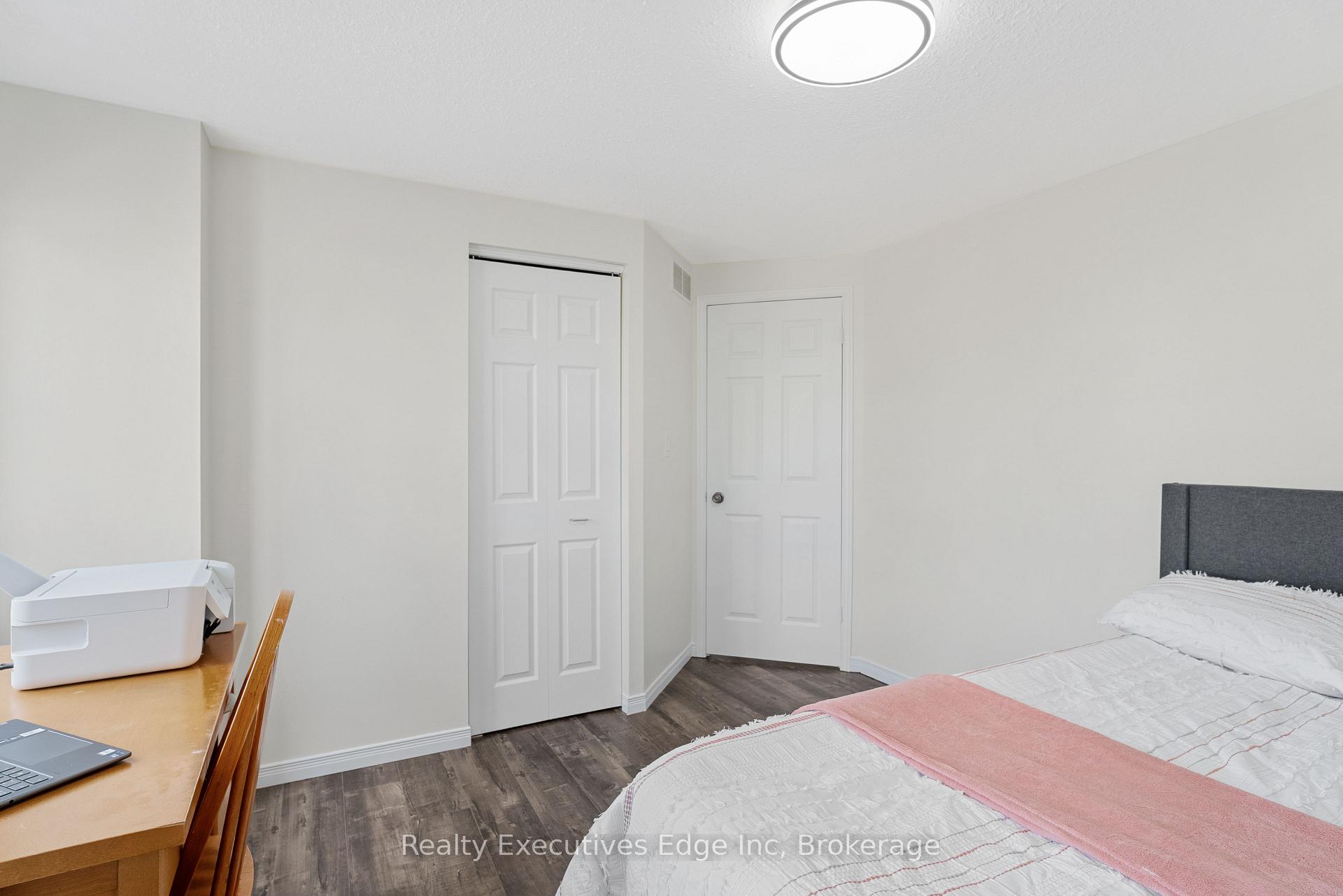 Photo 29 of 74 Joshua Street, Kitchener, Country Hills East — HOMEH