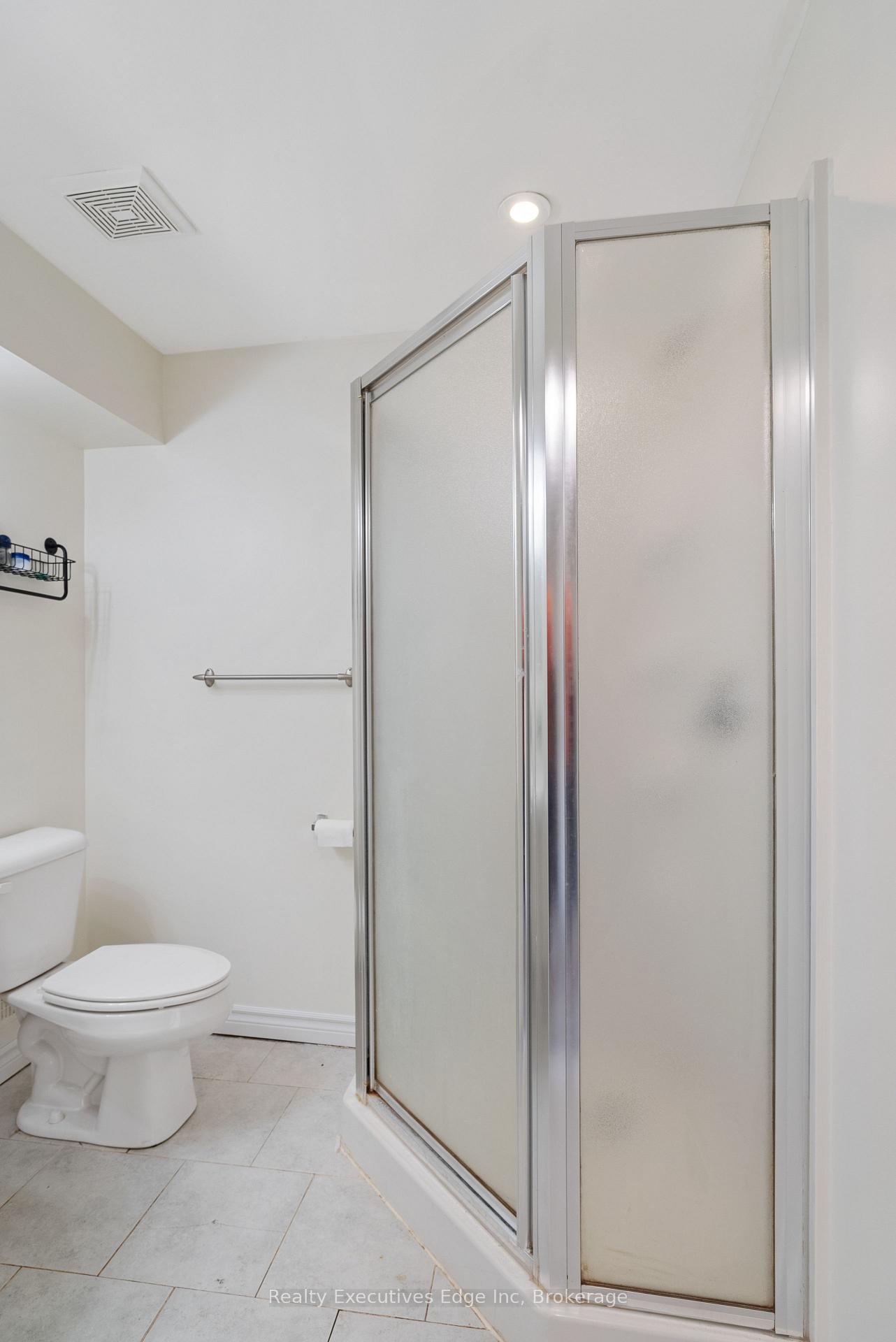 Photo 37 of 74 Joshua Street, Kitchener, Country Hills East — HOMEH