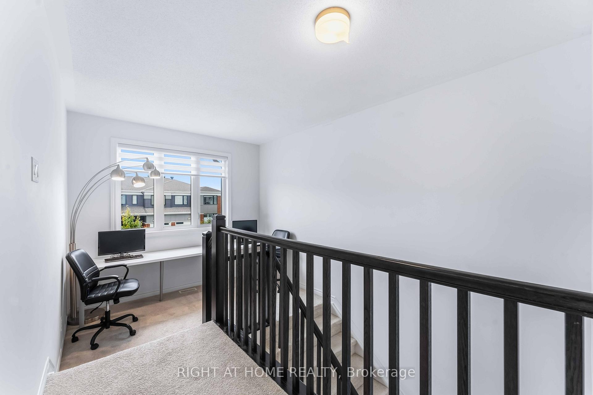 Photo 16 of 756 Brittanic Road, Ottawa, Kanata - Emerald Meadows/Trailwest — HOMEH