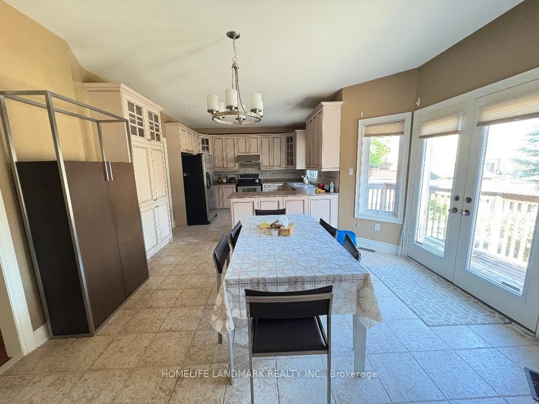 Photo 7 of 29 Hans Drive, Markham, Cachet — HOMEH