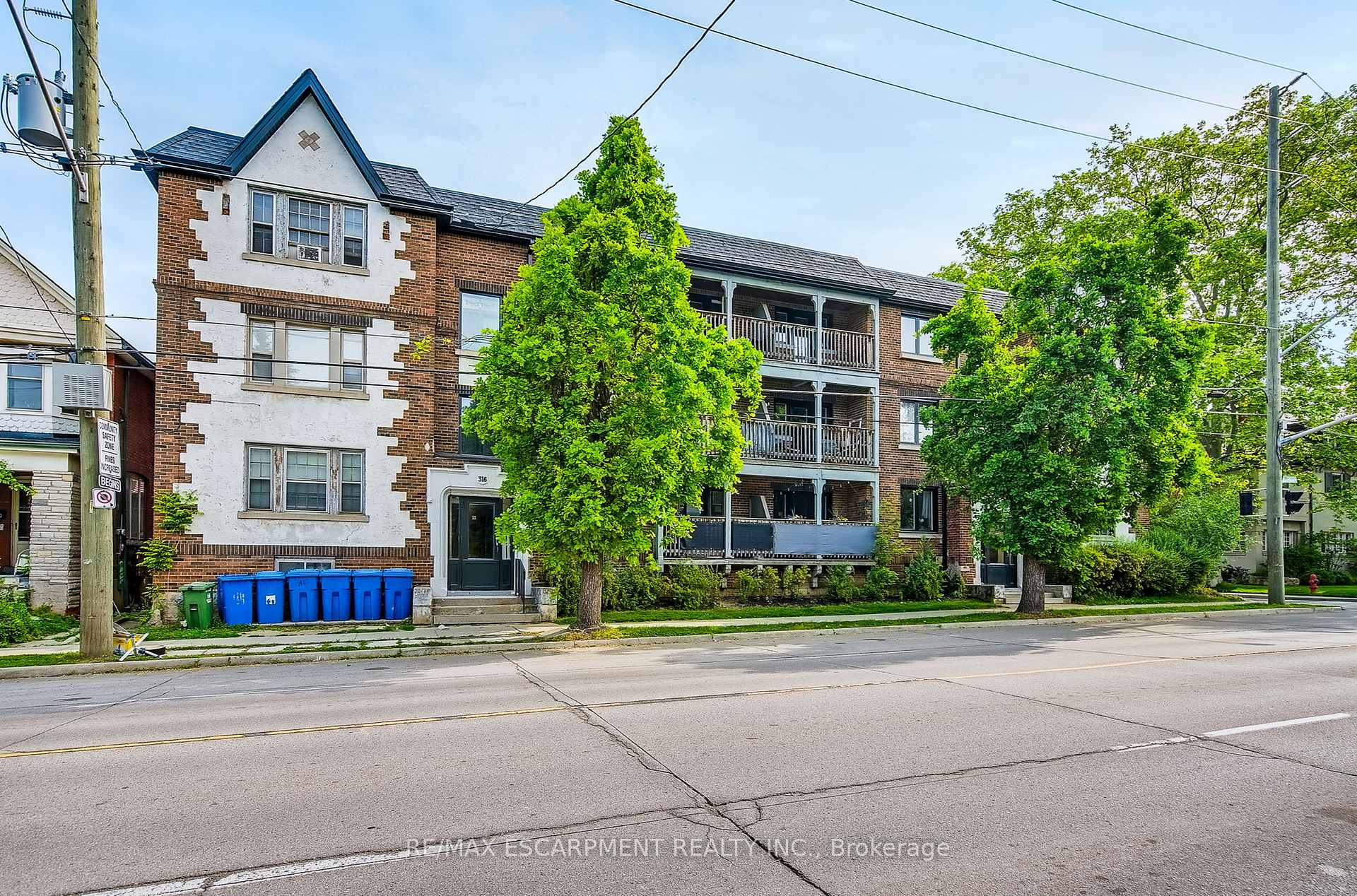 Photo 1 of Unit 9, 312 Aberdeen Avenue, Hamilton, Kirkendall — HOMEH