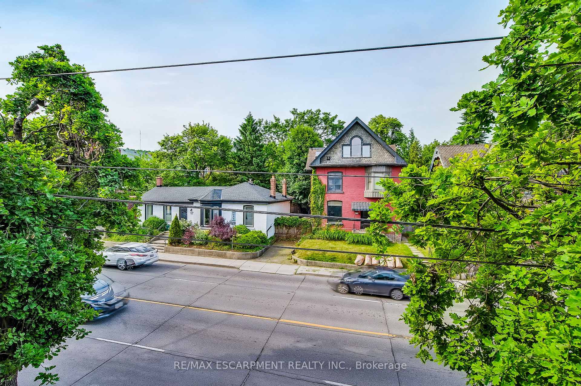 Photo 26 of Unit 9, 312 Aberdeen Avenue, Hamilton, Kirkendall — HOMEH