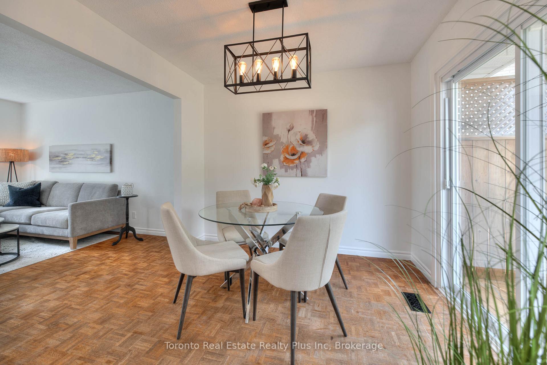 Photo 13 of 244 Westwood Drive, Kitchener — HOMEH
