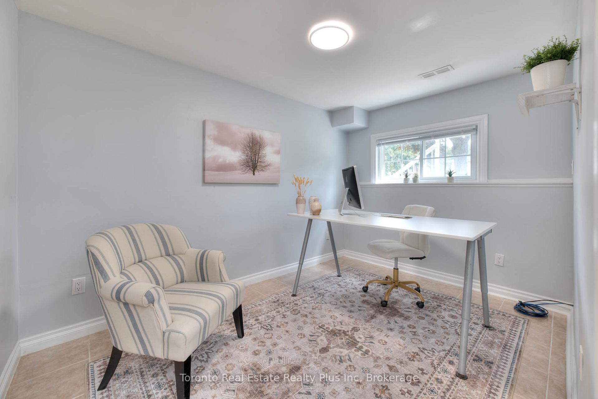 Photo 28 of 244 Westwood Drive, Kitchener — HOMEH