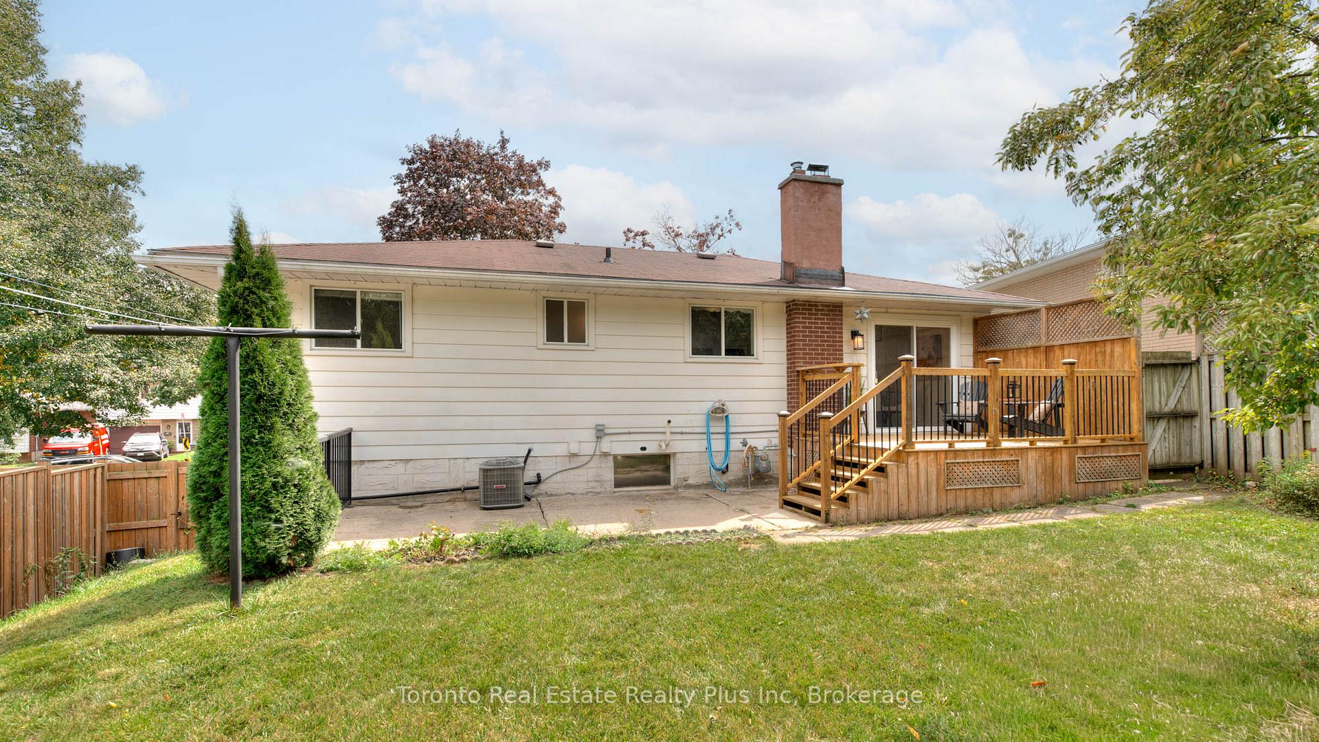 Photo 34 of 244 Westwood Drive, Kitchener — HOMEH