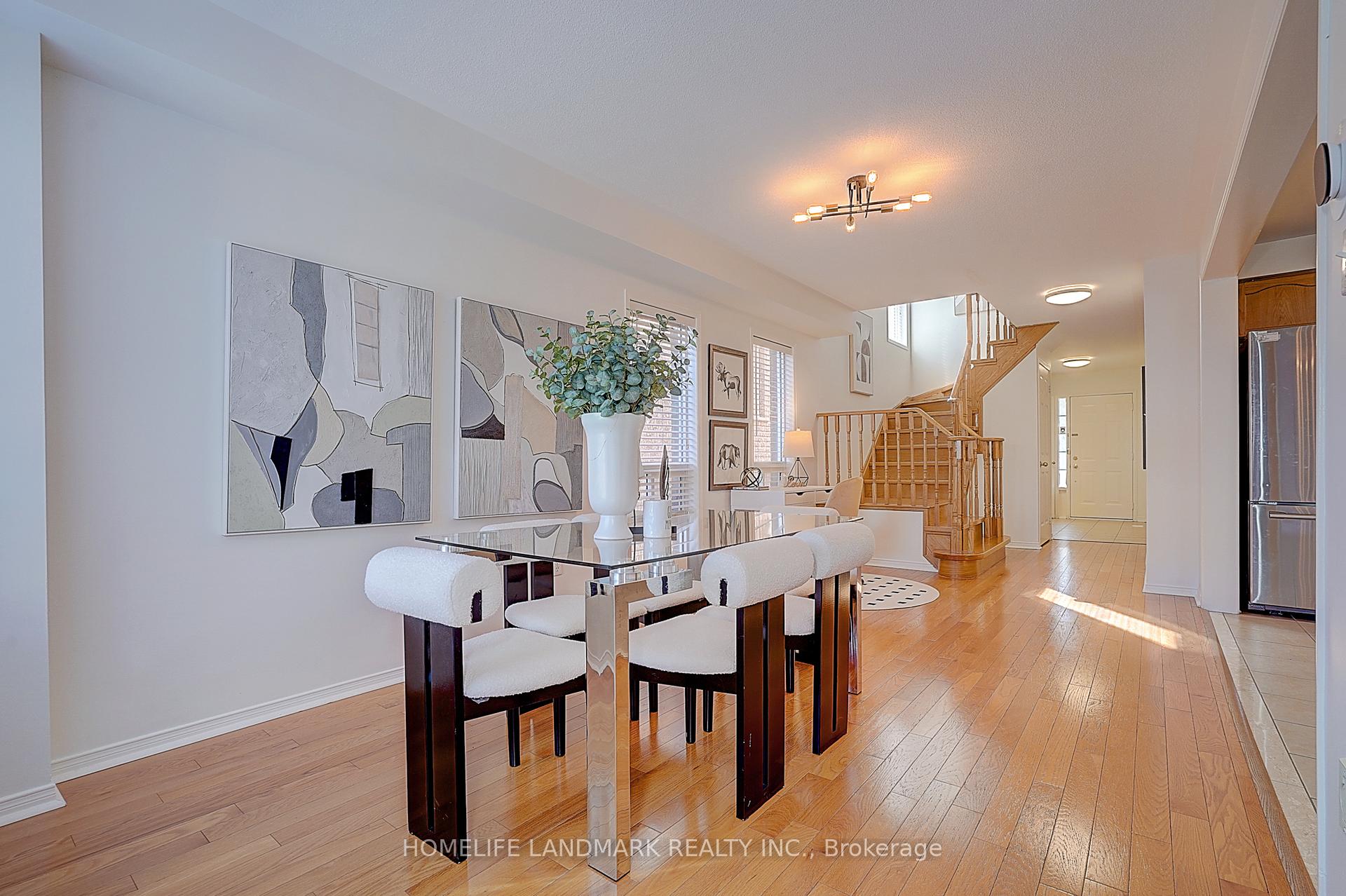 Photo 7 of 21 Raintree Drive, Markham, Village Green-South Unionville — HOMEH