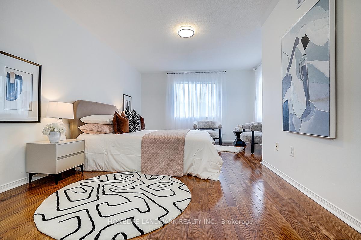 Photo 20 of 21 Raintree Drive, Markham, Village Green-South Unionville — HOMEH