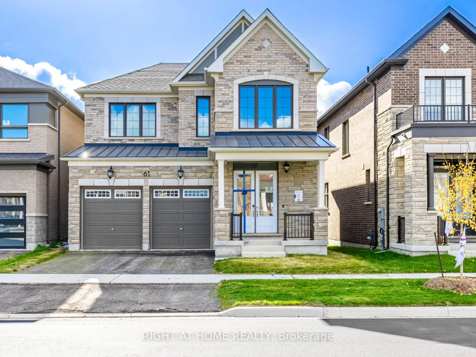 Photo 1 of 61 Greenridge Crescent, Markham, Rural Markham — HOMEH